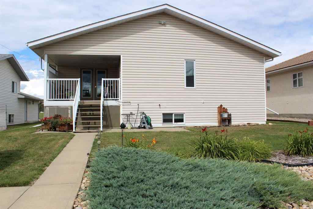 MLS® A2248277 - 403 5th Avenue NE in NONE Manning, Residential