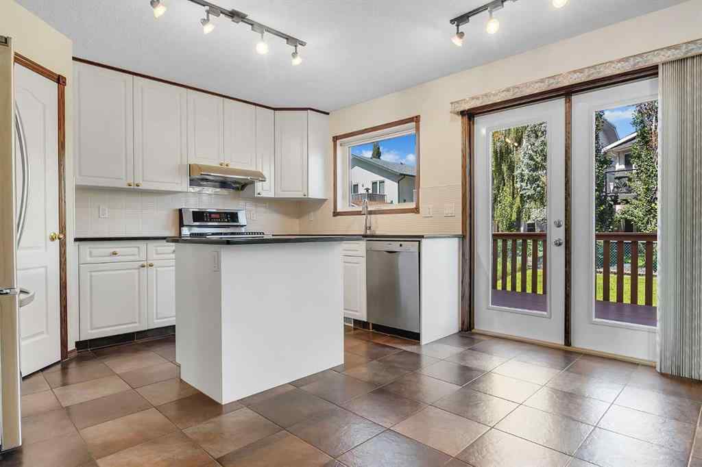MLS® A2248281 - 62 Arbour Wood Crescent NW in Arbour Lake Calgary, Residential