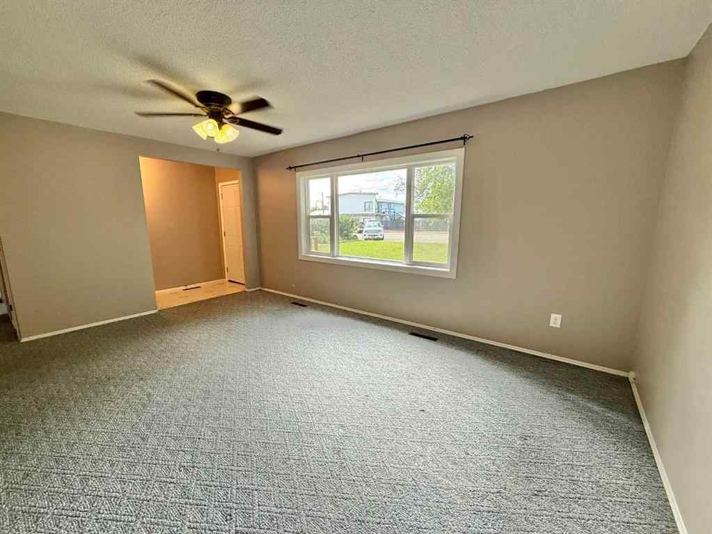 MLS® A2248282 - 4911 50 Street  in Edgerton Edgerton, Residential