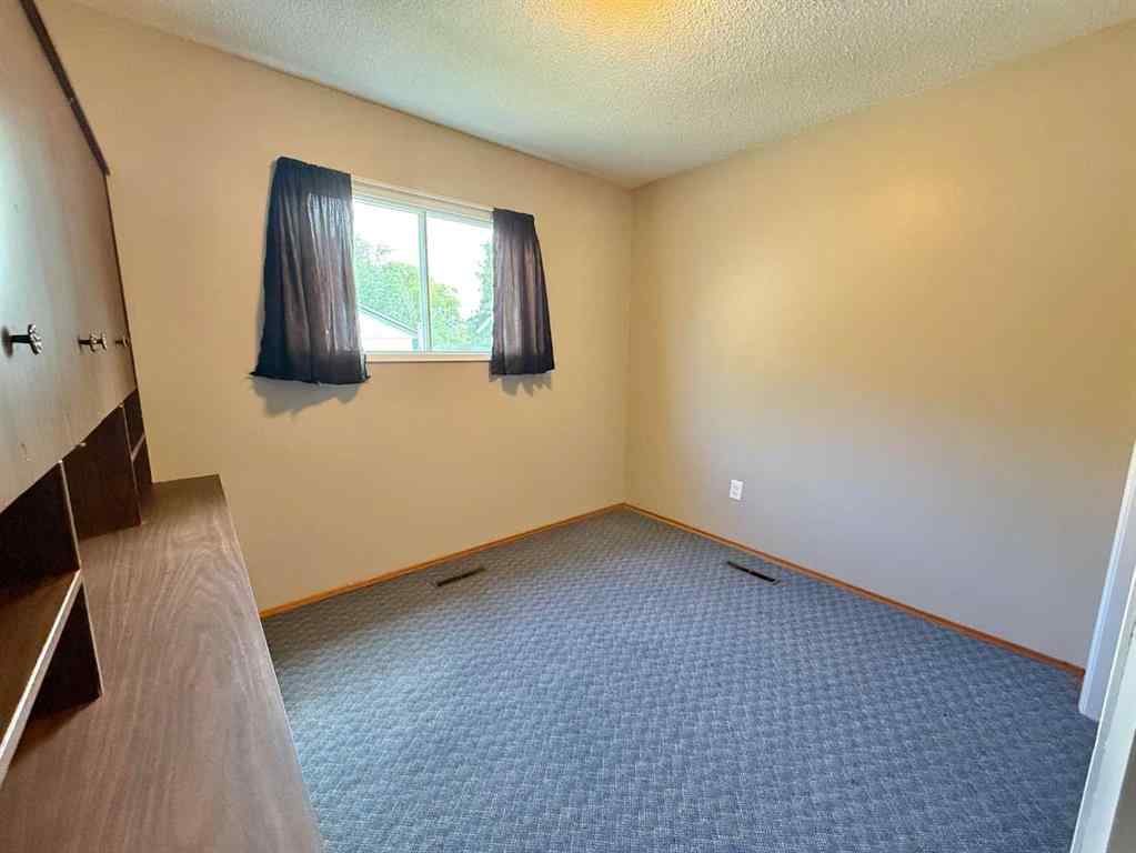 MLS® A2248282 - 4911 50 Street  in Edgerton Edgerton, Residential