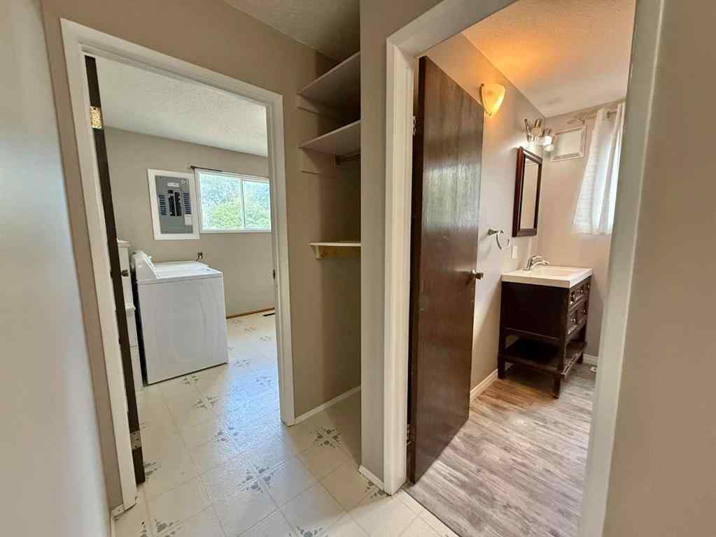 MLS® A2248282 - 4911 50 Street  in Edgerton Edgerton, Residential