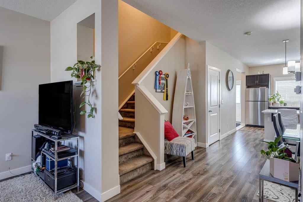 MLS® A2248286 - 385 Midtown Gate SW in Midtown Airdrie, Residential