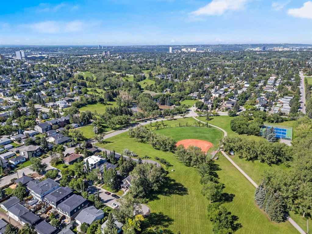 MLS® A2248288 - 434 30 Avenue NW in Mount Pleasant Calgary, Residential