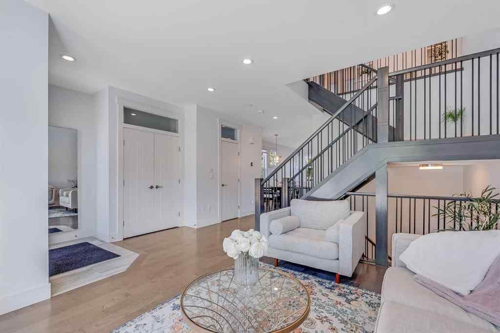 MLS® A2248288 - 434 30 Avenue NW in Mount Pleasant Calgary, Residential