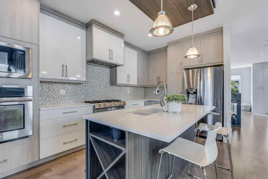 MLS® A2248288 - 434 30 Avenue NW in Mount Pleasant Calgary, Residential