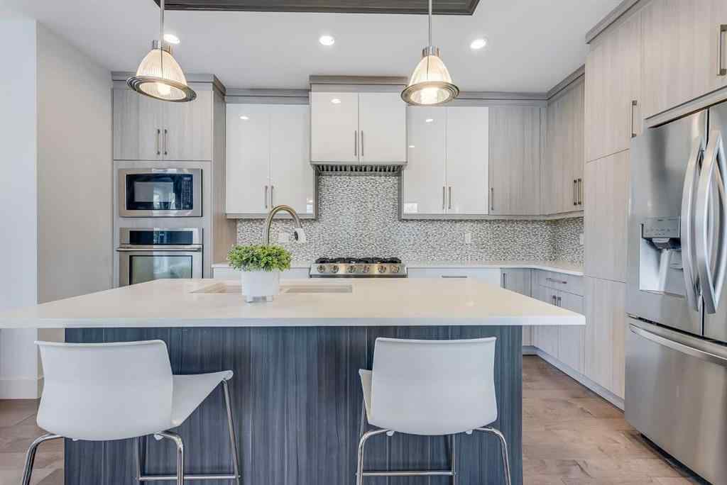 MLS® A2248288 - 434 30 Avenue NW in Mount Pleasant Calgary, Residential
