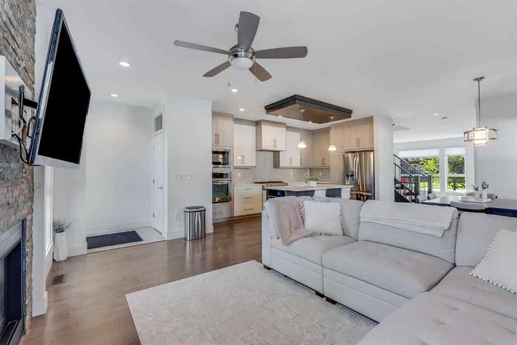 MLS® A2248288 - 434 30 Avenue NW in Mount Pleasant Calgary, Residential