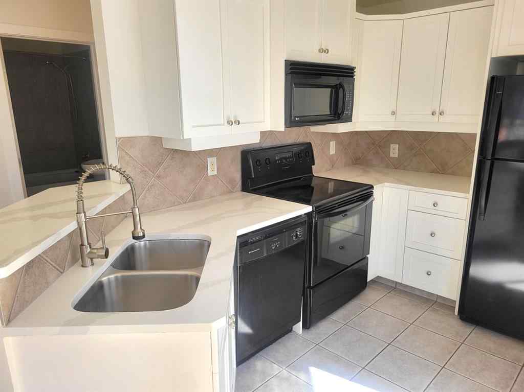 MLS® A2248291 - Unit #307 323 18 Avenue SW in Mission Calgary, Residential