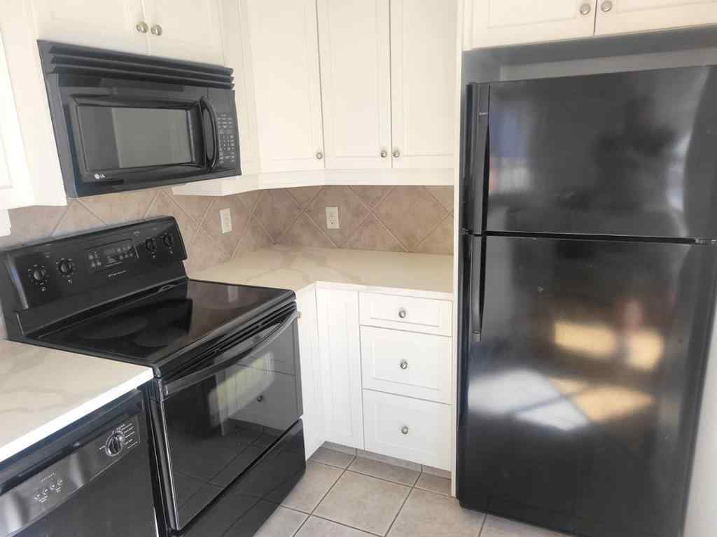 MLS® A2248291 - Unit #307 323 18 Avenue SW in Mission Calgary, Residential