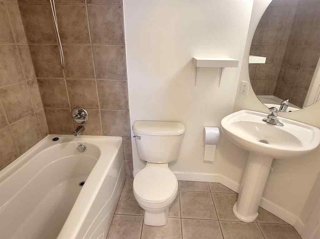 MLS® A2248291 - Unit #307 323 18 Avenue SW in Mission Calgary, Residential