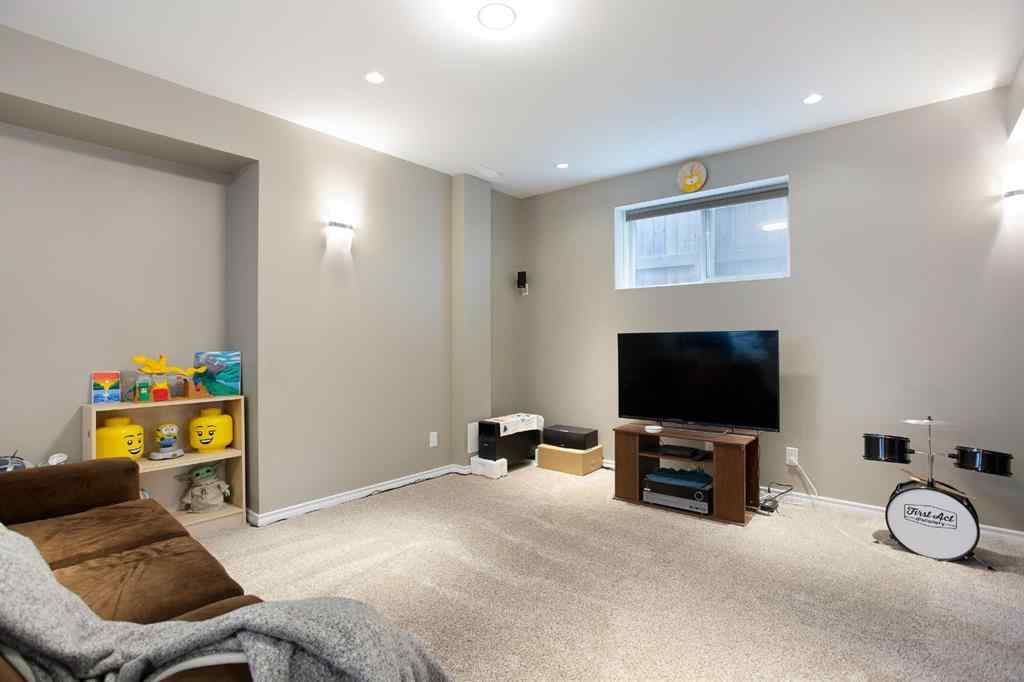 MLS® A2248292 - 139 Windwood Grove SW in Windsong Airdrie, Residential