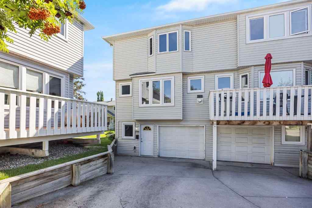 MLS® A2248303 - 225 Killarney Glen Court SW in Killarney/Glengarry Calgary, Residential