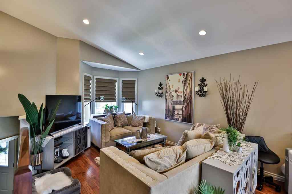MLS® A2248304 - 125 Couleesprings Way S in Southgate Lethbridge, Residential