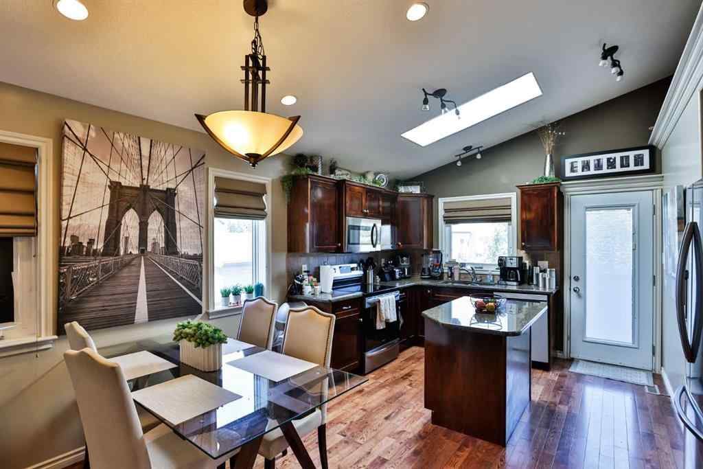MLS® A2248304 - 125 Couleesprings Way S in Southgate Lethbridge, Residential