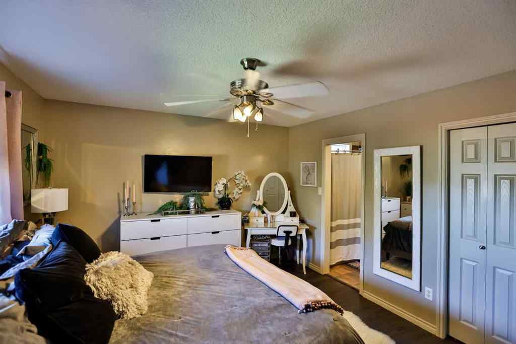 MLS® A2248304 - 125 Couleesprings Way S in Southgate Lethbridge, Residential