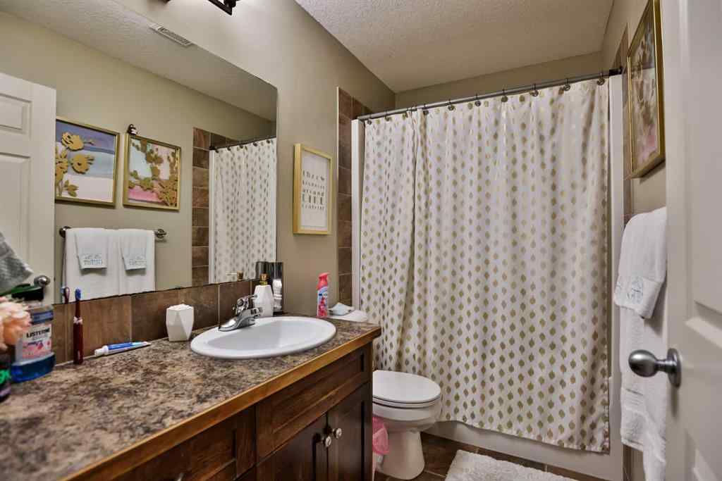 MLS® A2248304 - 125 Couleesprings Way S in Southgate Lethbridge, Residential