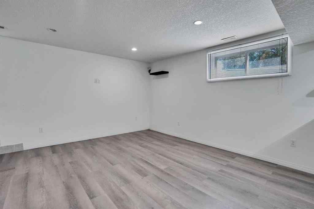 MLS® A2248306 - 27 Taralake Mews NE in Taradale Calgary, Residential