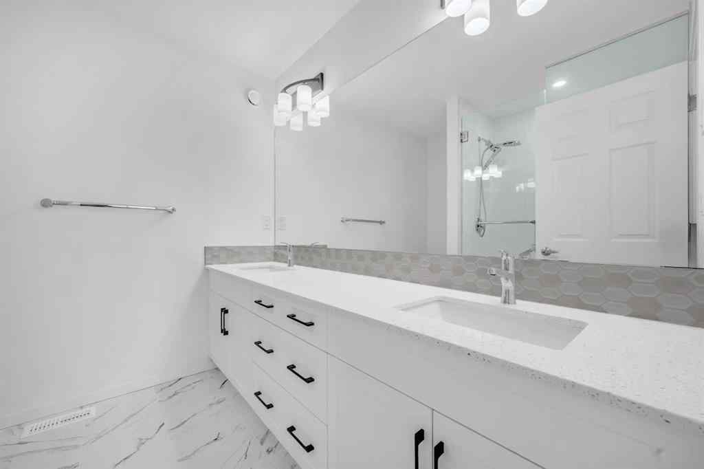 MLS® A2248310 - 2034 Southwinds Row  in Southwinds Airdrie, Residential