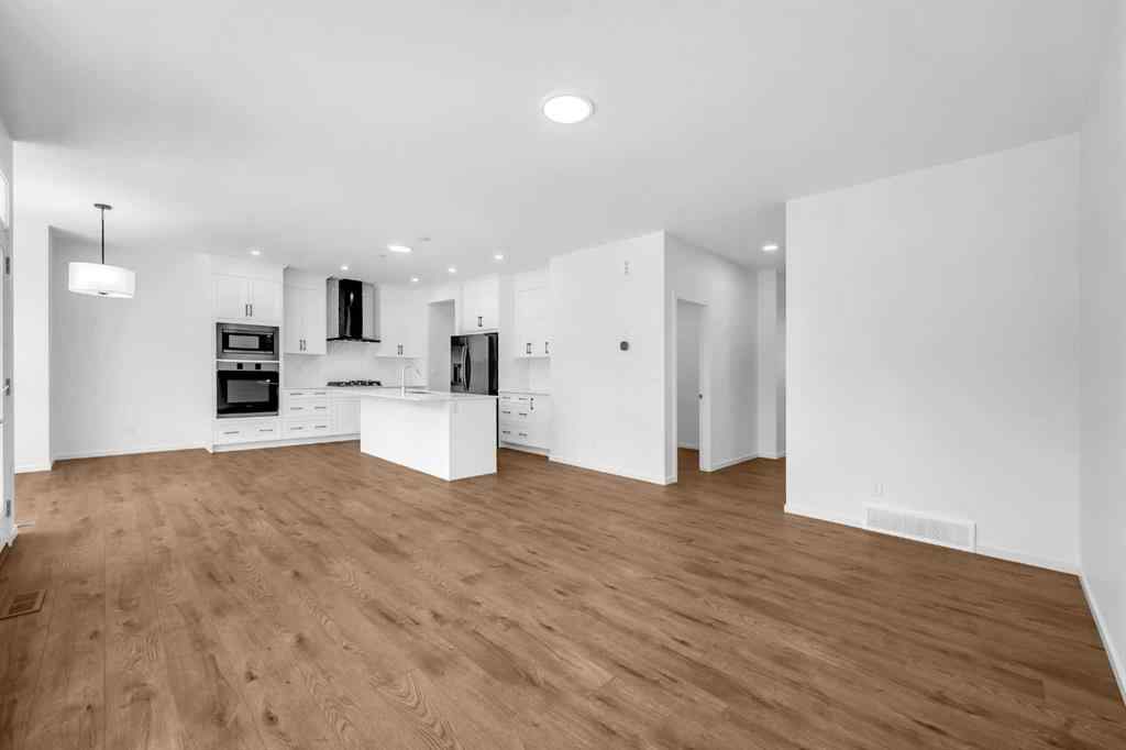 MLS® A2248310 - 2034 Southwinds Row  in Southwinds Airdrie, Residential