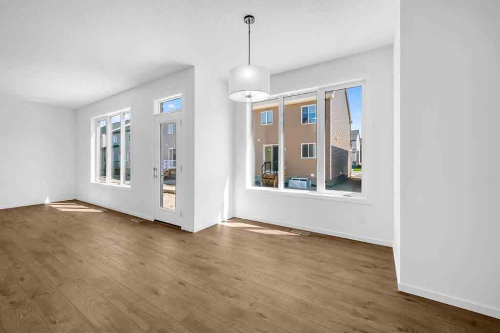 MLS® A2248310 - 2034 Southwinds Row  in Southwinds Airdrie, Residential
