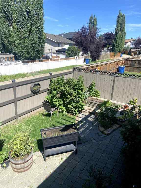 MLS® A2248311 - 1328 Meadowbrook Drive SE in Meadowbrook Airdrie, Residential