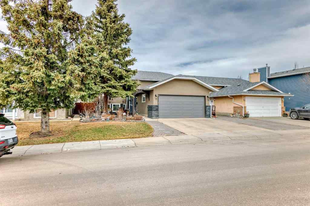 MLS® A2248311 - 1328 Meadowbrook Drive SE in Meadowbrook Airdrie, Residential