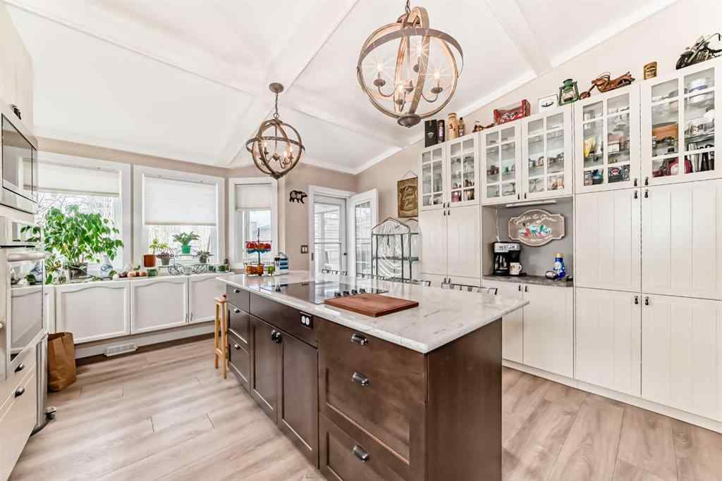 MLS® A2248311 - 1328 Meadowbrook Drive SE in Meadowbrook Airdrie, Residential