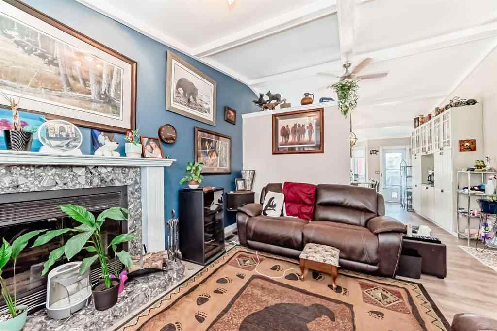 MLS® A2248311 - 1328 Meadowbrook Drive SE in Meadowbrook Airdrie, Residential