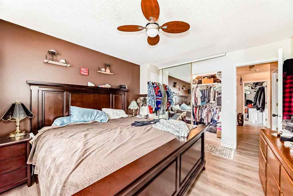 MLS® A2248311 - 1328 Meadowbrook Drive SE in Meadowbrook Airdrie, Residential