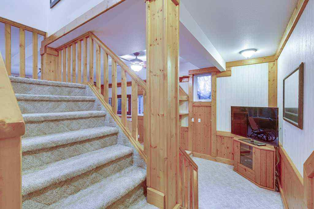 MLS® A2248316 - 4918 53 Avenue Close  in Central Innisfail Innisfail, Residential