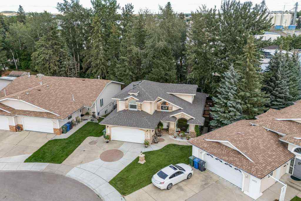 MLS® A2248316 - 4918 53 Avenue Close  in Central Innisfail Innisfail, Residential
