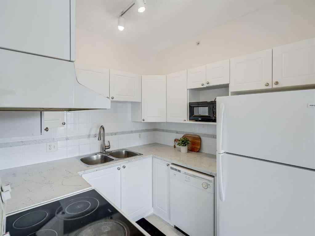 MLS® A2248319 - Unit #410 8 County Village Bay NE in Country Hills Village Calgary, Residential