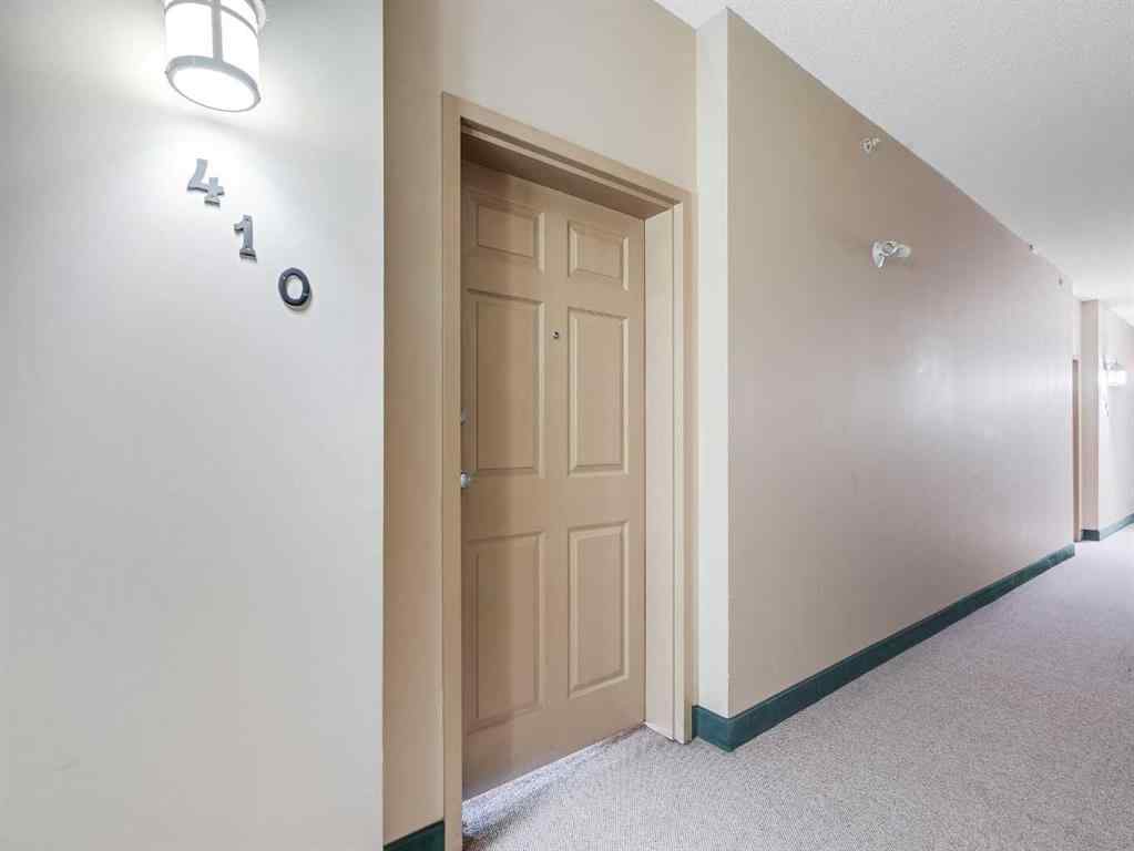 MLS® A2248319 - Unit #410 8 County Village Bay NE in Country Hills Village Calgary, Residential
