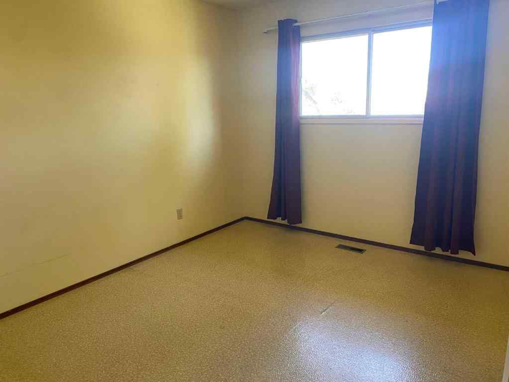 MLS® A2248322 - 9812 83 Avenue  in Patterson Place Grande Prairie, Residential