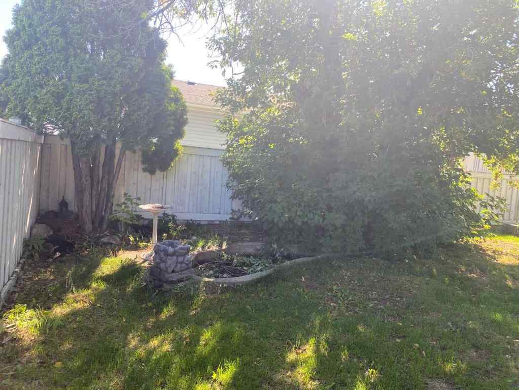 MLS® A2248322 - 9812 83 Avenue  in Patterson Place Grande Prairie, Residential
