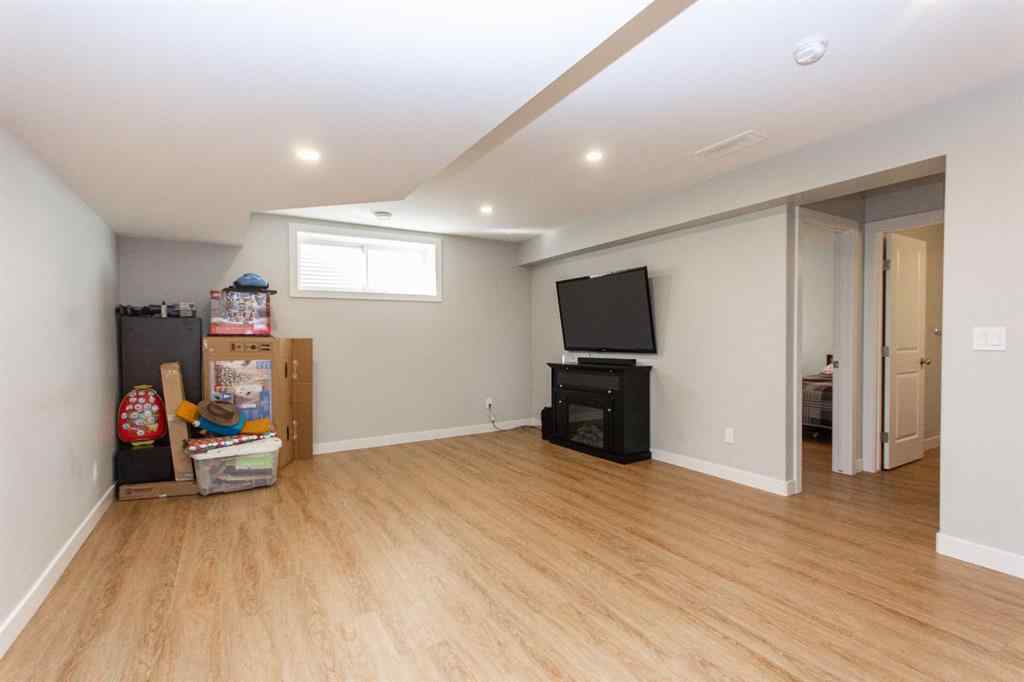 MLS® A2248323 - 22 Travis Close  in Timber Ridge Red Deer, Residential