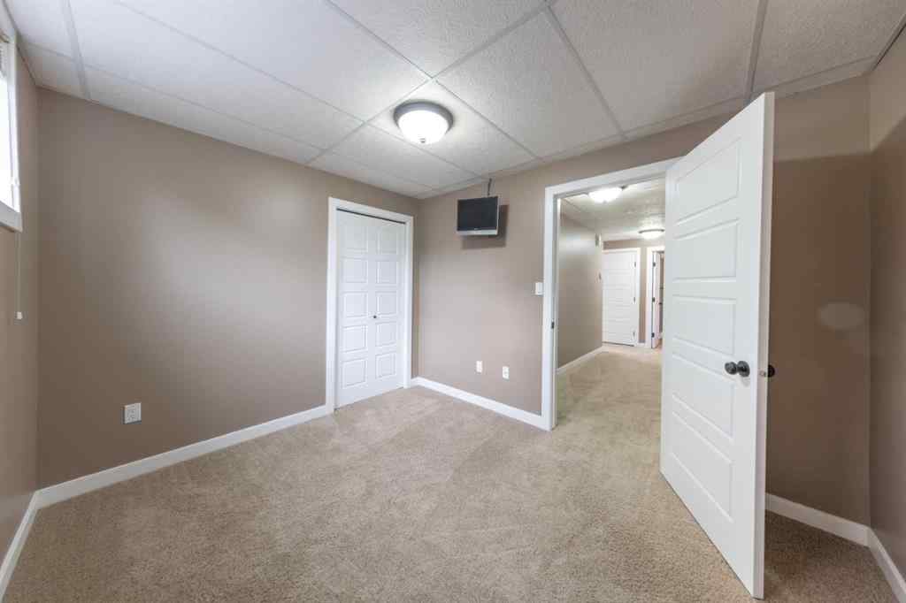 MLS® A2248328 - 5209 19 Street  in College Park Lloydminster, Residential
