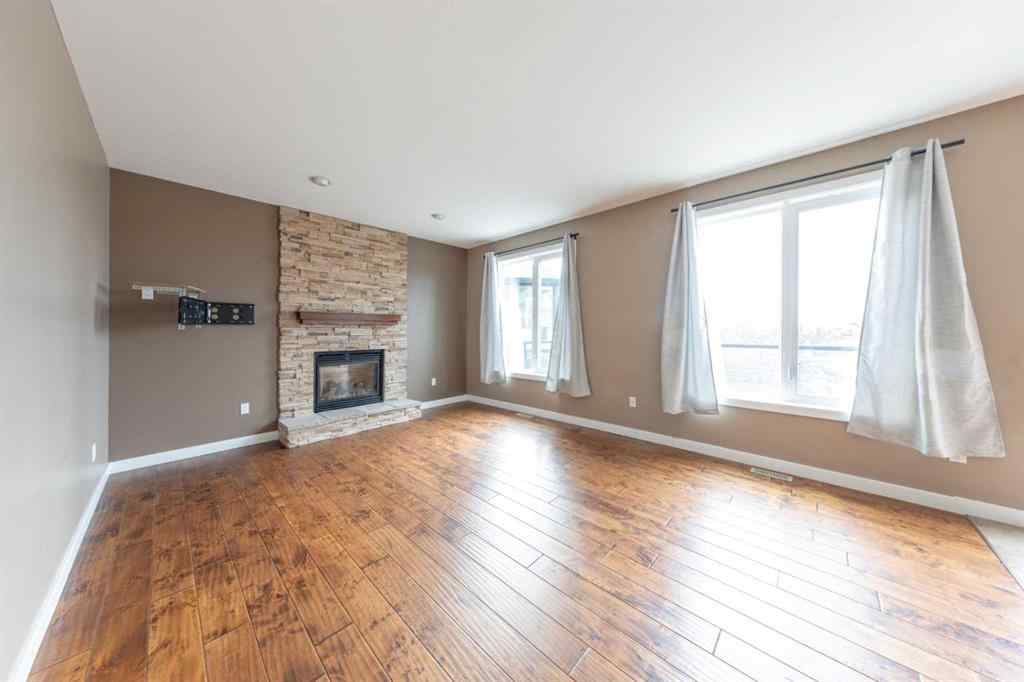 MLS® A2248328 - 5209 19 Street  in College Park Lloydminster, Residential