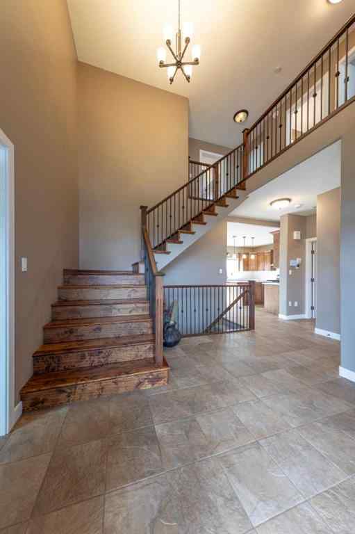 MLS® A2248328 - 5209 19 Street  in College Park Lloydminster, Residential