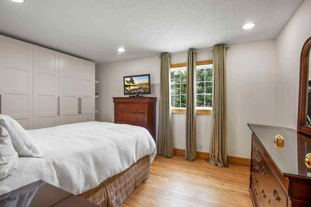 MLS® A2248330 - 15 Rustic Crescent  in NONE Norglenwold, Residential