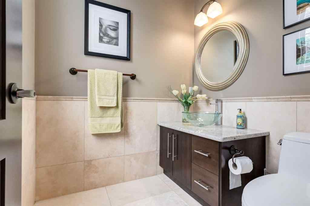 MLS® A2248332 - 1713 27 Street SW in Shaganappi Calgary, Residential