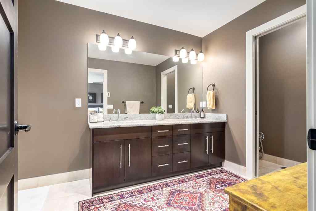 MLS® A2248332 - 1713 27 Street SW in Shaganappi Calgary, Residential