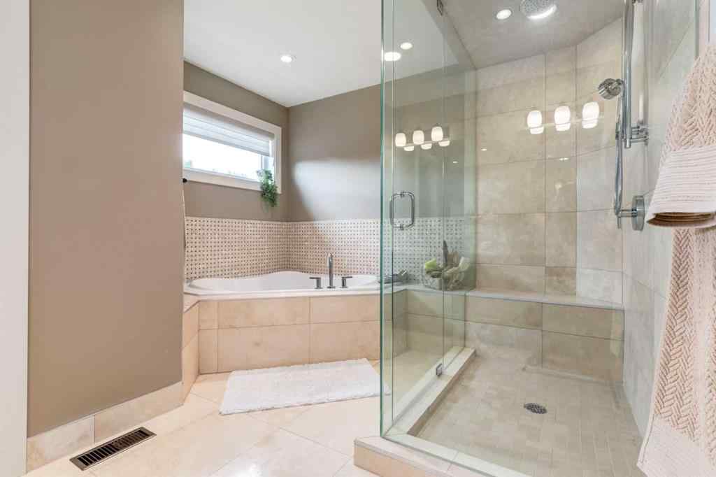 MLS® A2248332 - 1713 27 Street SW in Shaganappi Calgary, Residential