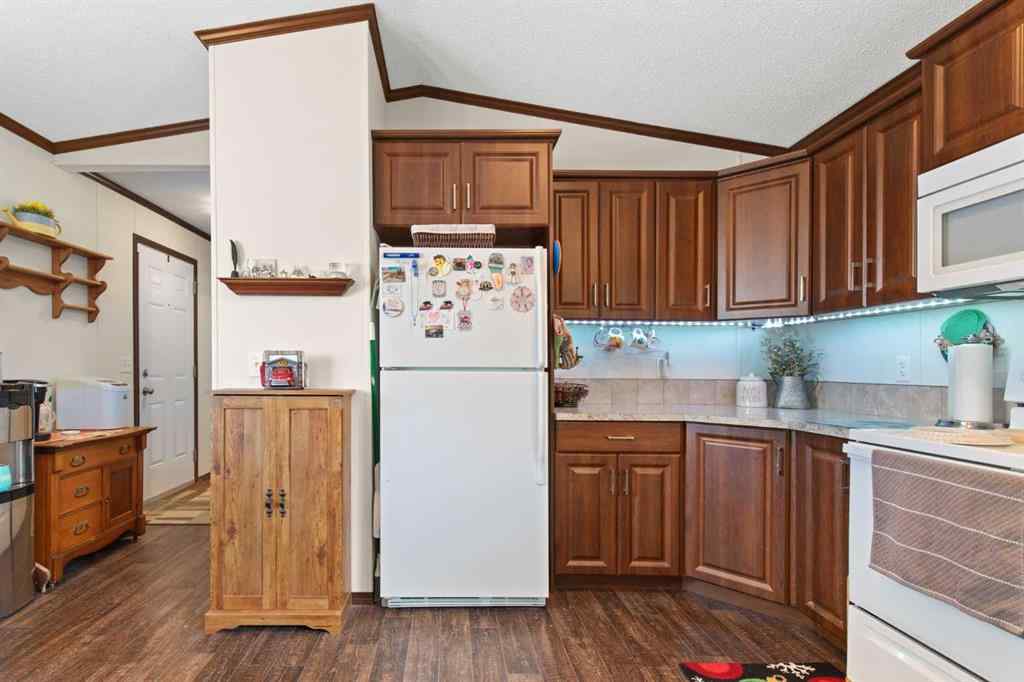 MLS® A2248334 - 38 Maple Drive  in Sunnylea Brooks, Mobile
