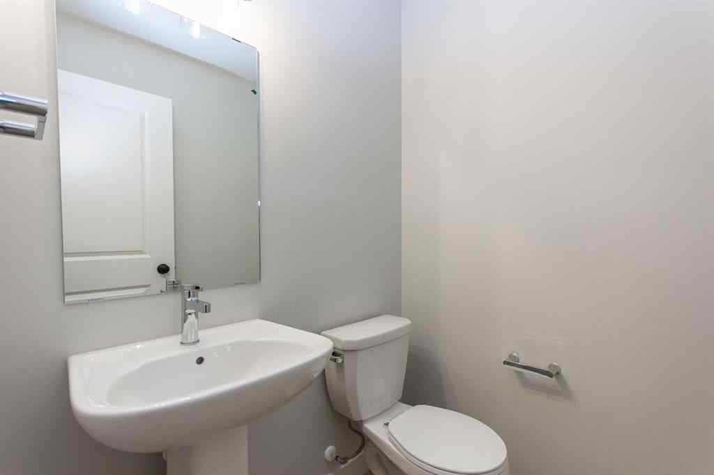MLS® A2248336 - 75 Bardwell Way  in Beacon Hill Sylvan Lake, Residential