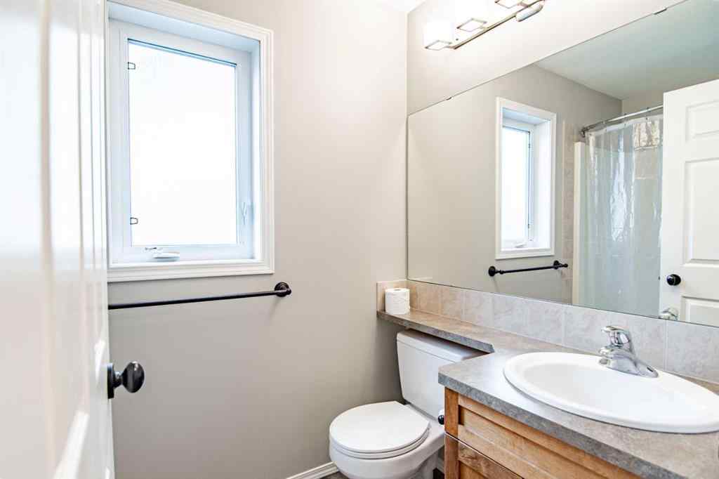 MLS® A2248337 - 61 Mann Drive  in Palisades Penhold, Residential