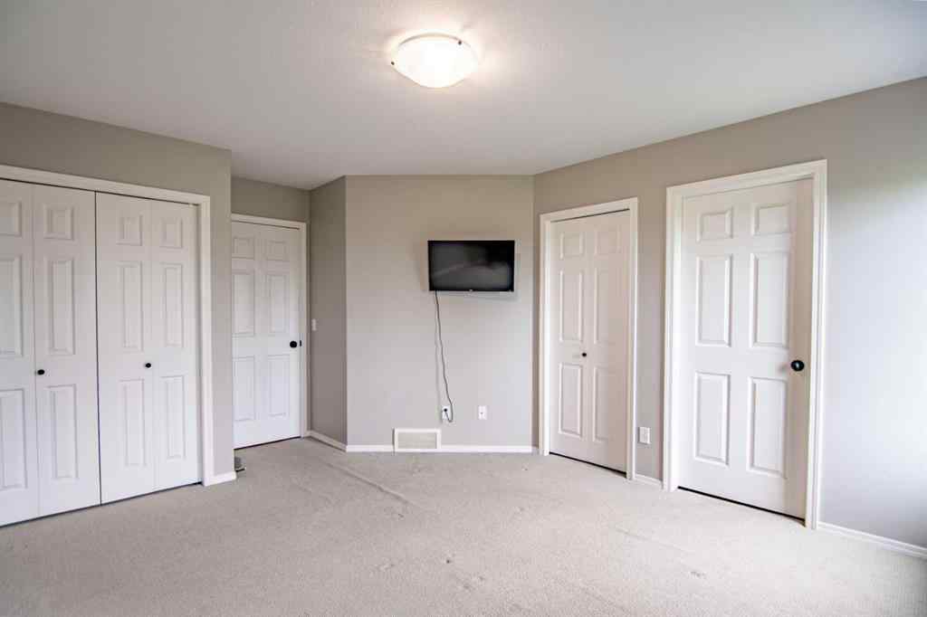 MLS® A2248337 - 61 Mann Drive  in Palisades Penhold, Residential