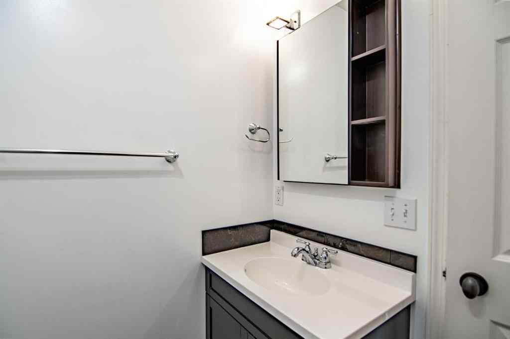 MLS® A2248337 - 61 Mann Drive  in Palisades Penhold, Residential