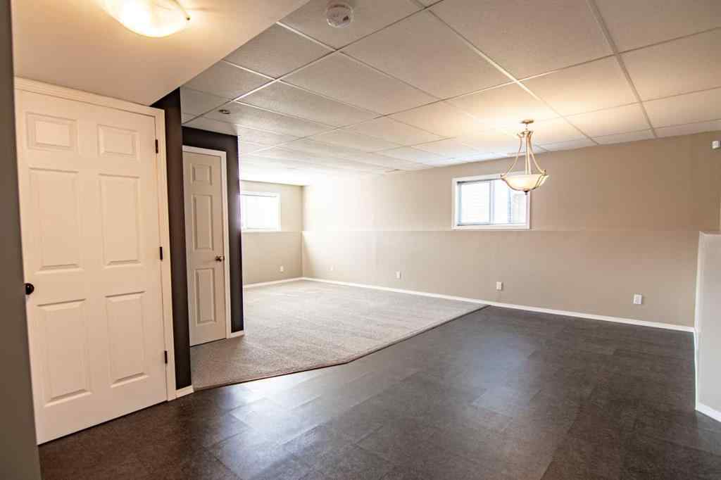 MLS® A2248337 - 61 Mann Drive  in Palisades Penhold, Residential
