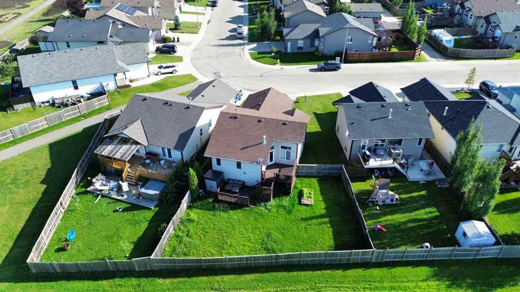MLS® A2248337 - 61 Mann Drive  in Palisades Penhold, Residential